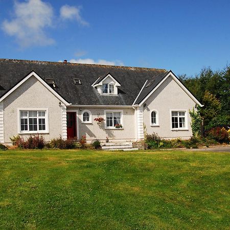 Nephin Lodge Уестпорт Екстериор снимка