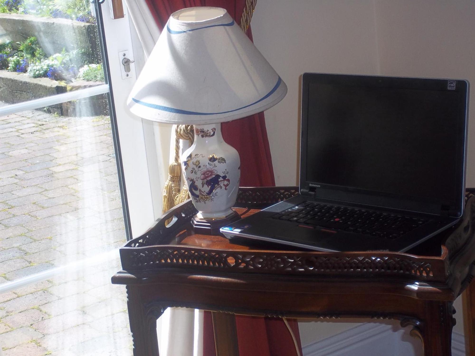 Nephin Lodge Уестпорт Екстериор снимка